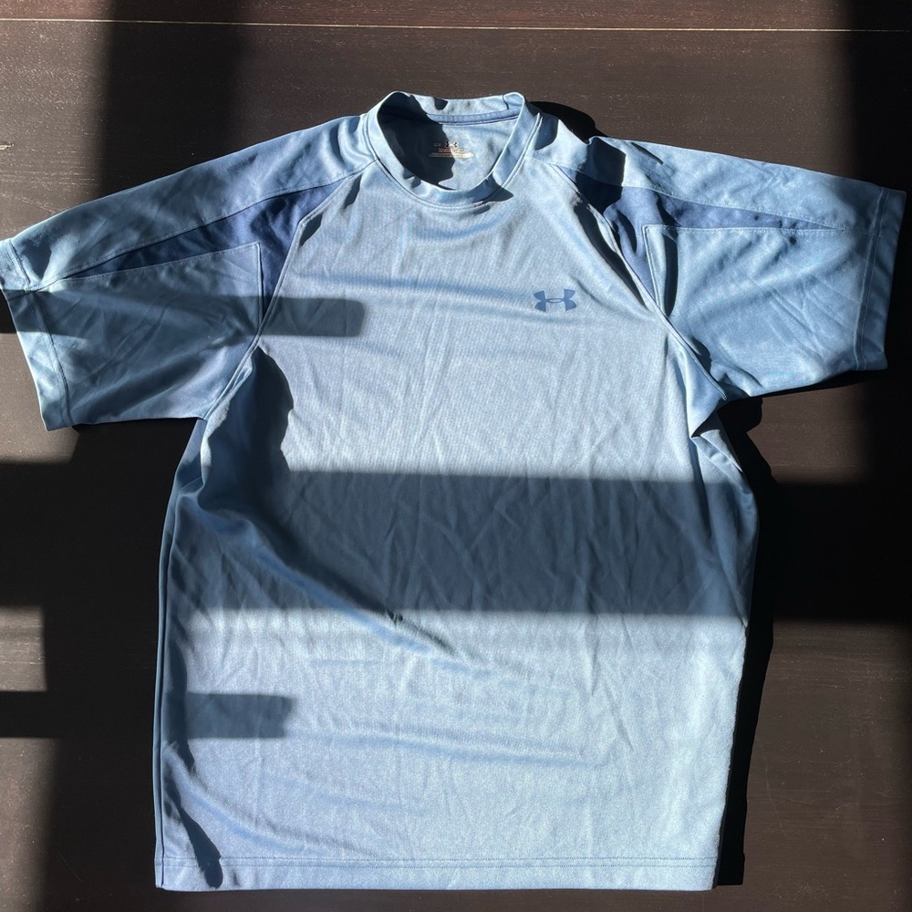 Men’s under armor, heat gear, blue, medium